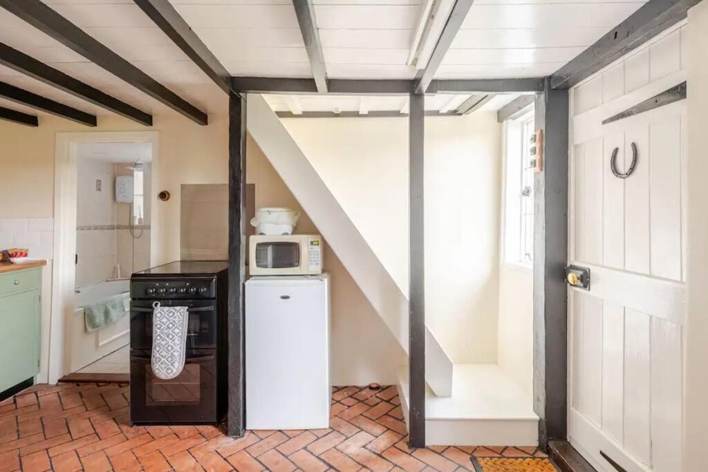 Cozy One-Bedroom Cottage In Great Tey Kültér fotó